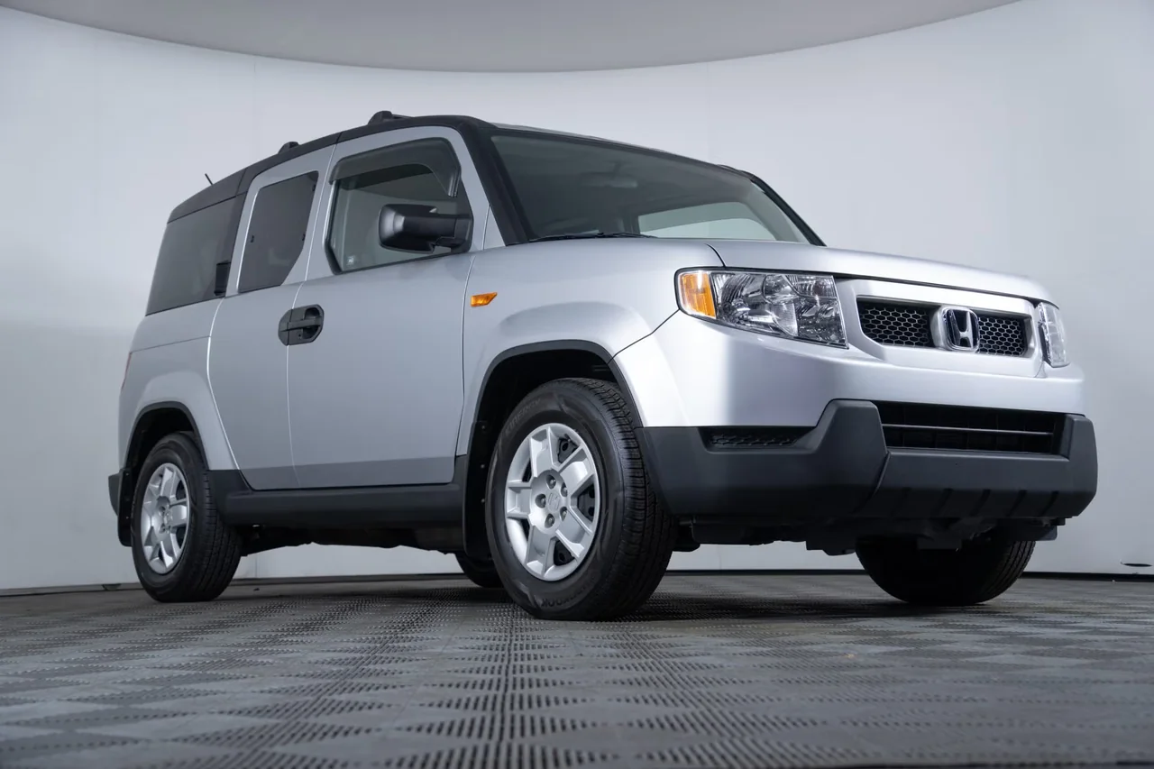 A Rare Find: 2011 Honda Element for Sale on Bring a Trailer