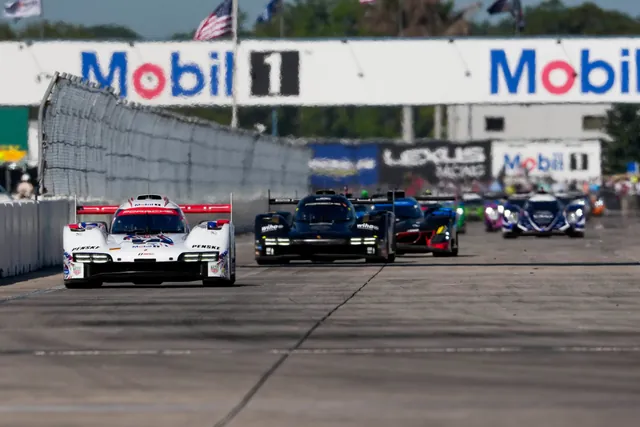 Penske Porsche Surges to Lead at Sebring