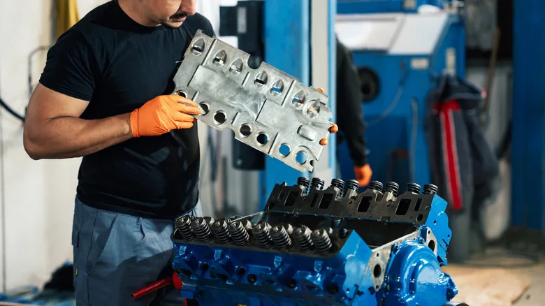 Engine Rebuilds vs Crate Engines: Weighing the Pros and Cons of Each Option - image 3