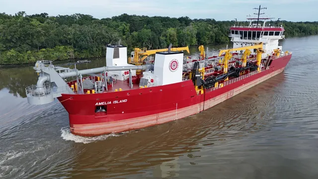 Dredging Industry Sees Strong Year Despite Shifts in Federal Funding
