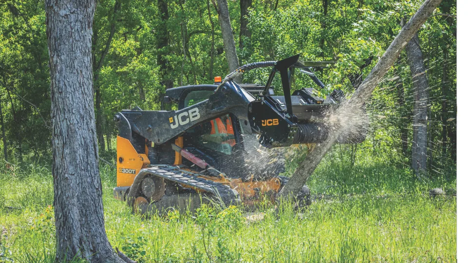 Rugged Performance and Operator Comfort - image 4