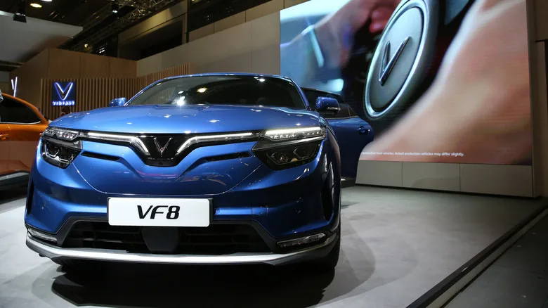 Automakers at Risk of Disappearance in Next Recession - image 4