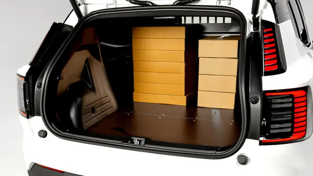 Volvo's First Commercial Van Looks Familiar Because It Is