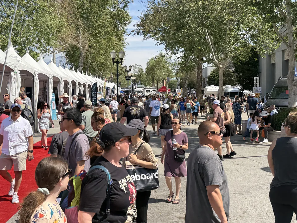 RV Industry Sees Surprising Resilience Amid Economic Uncertainty - image 2