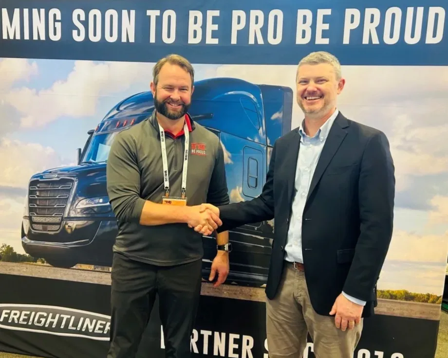 Freightliner Supports Career Development with Donation of Fifth-Generation Cascadas - image 4