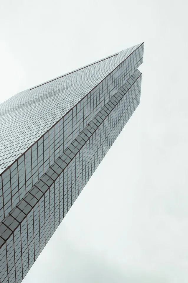 Porsche SE Accelerates Diversification Strategy Amid Market Challenges - image 2