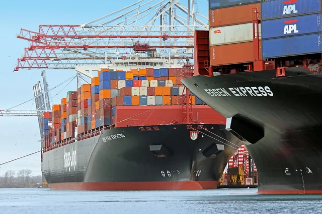 Iran War Costs Hapag-Lloyd Millions Per Week