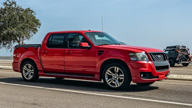 The Forgotten Ford Explorer Sport Trac - image 3