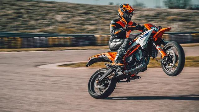 Bajaj Mobility Sees Strong Growth and Operational Stability