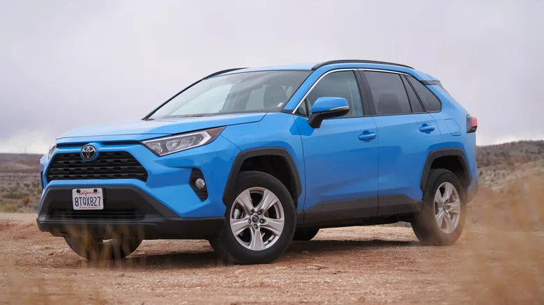 Luxury SUV Deals Galore - image 4