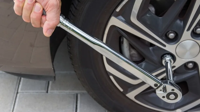 Can You Get an Accurate Torque Wrench Without Breaking the Bank? - image 2