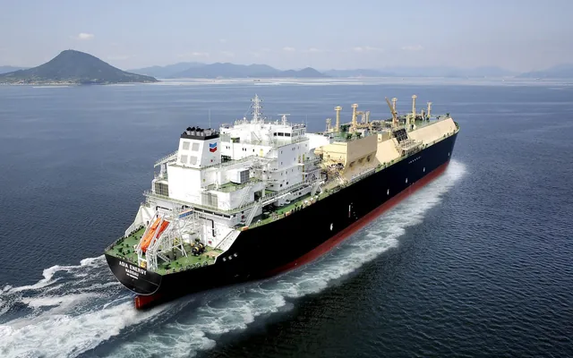 Asia LNG Imports Plummet Amid Iran War Chaos