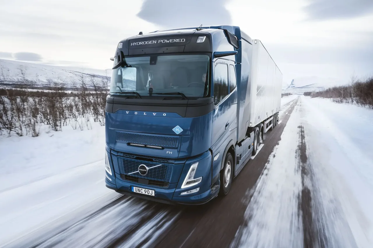 Volvo Pioneers Hydrogen-Fueled Trucks for European Roads