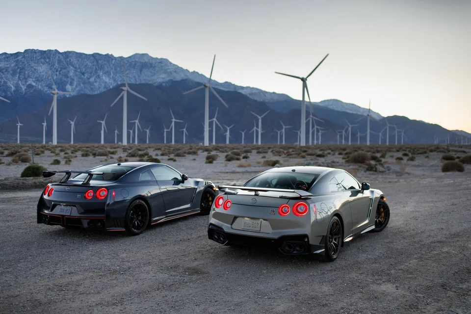 Nissan GT-R Future Takes Shape with Hybrid V6 - image 4