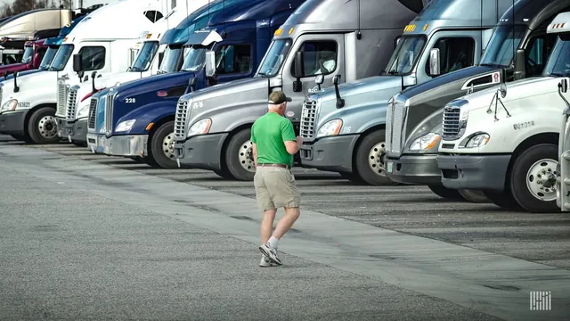 Trucking Sector Sees Lowest Employment Level in Eight Years