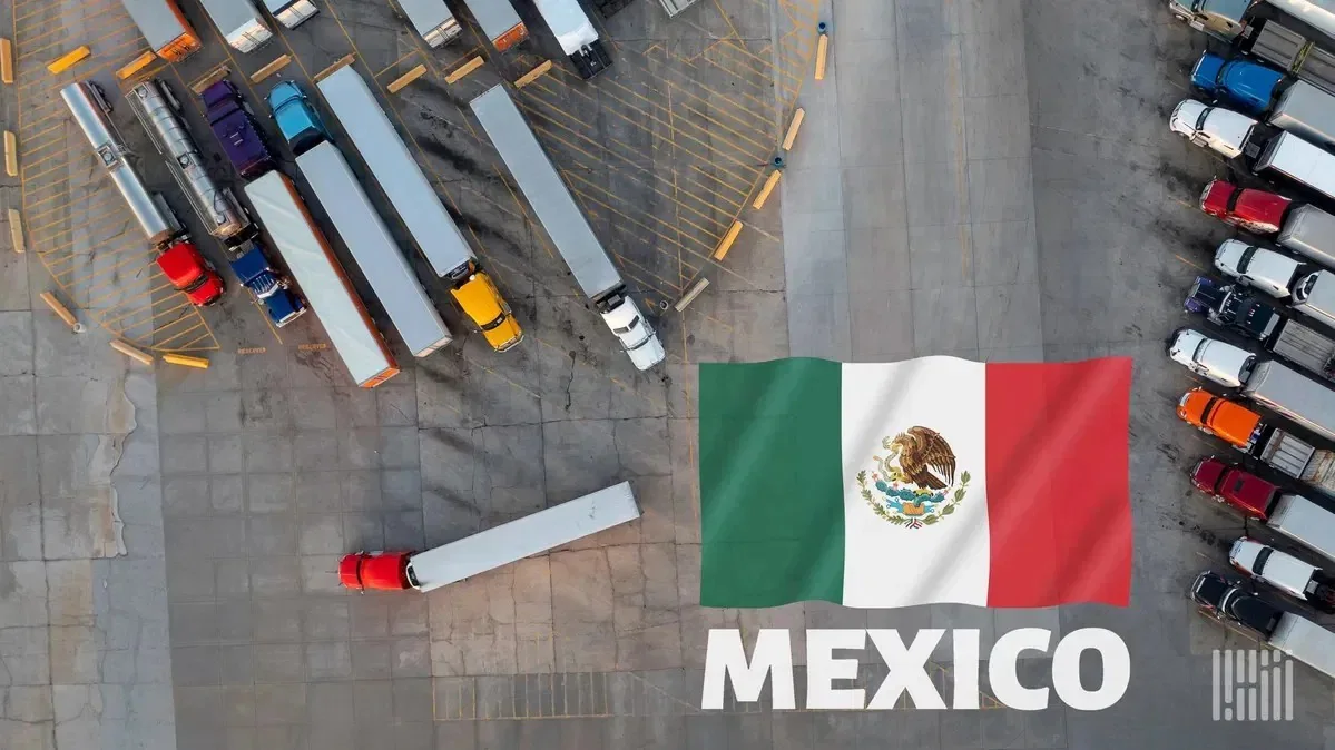 Mexico Truckers Block Key Freight Routes in Nationwide Strike