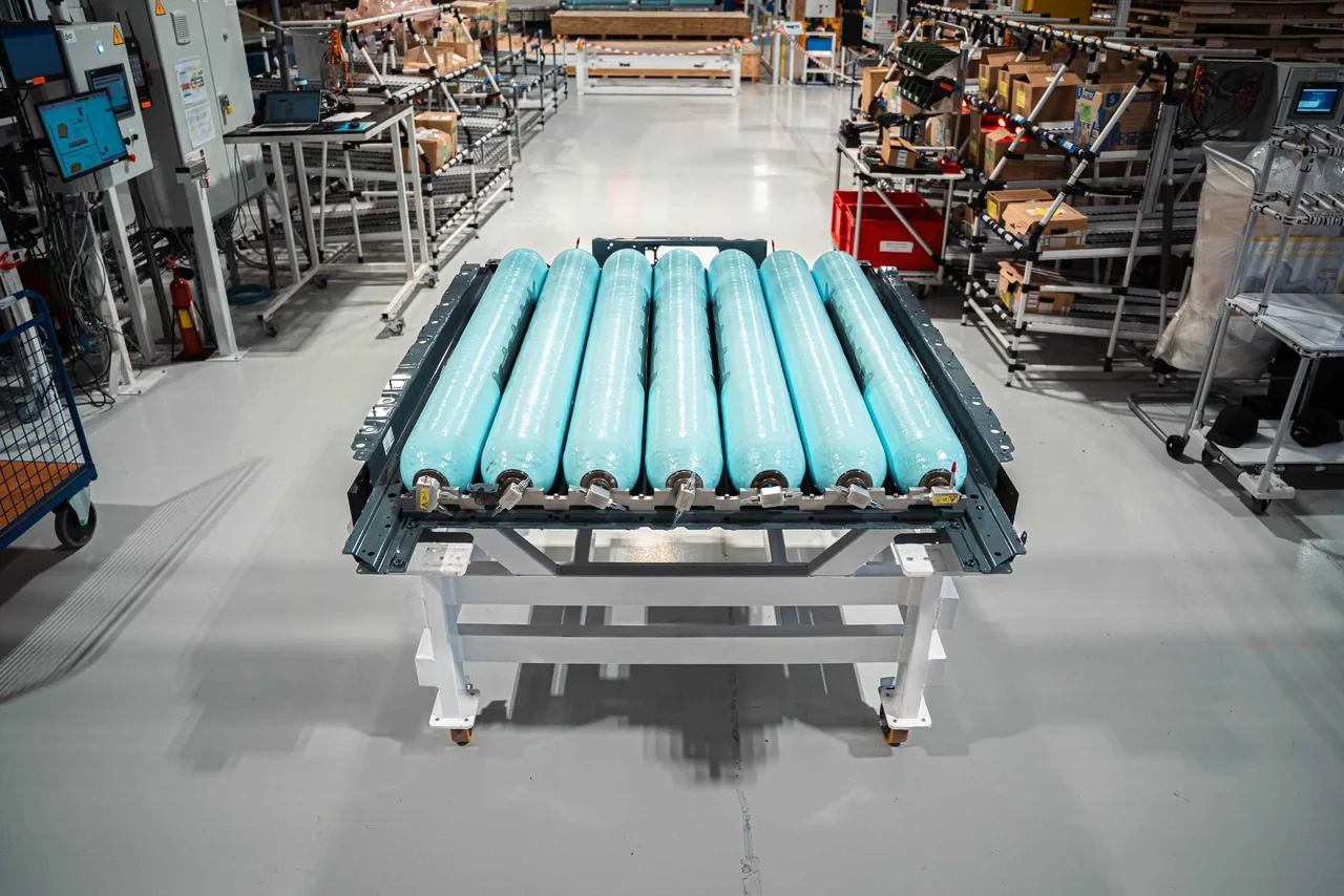 BMW Unveils Innovative Hydrogen Tank Technology in the iX5 Hydrogen