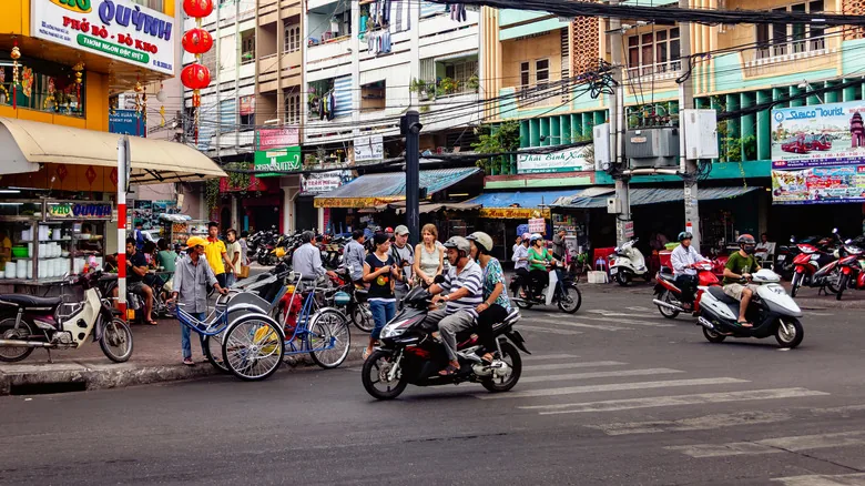 The Scooter Revolution: A Financially Viable Alternative to Car Ownership - image 3