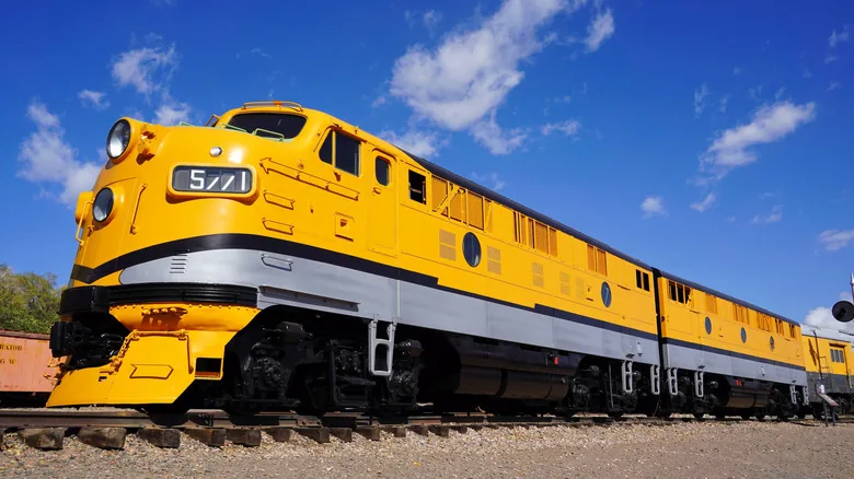 Diesel Locomotives: The Unlikely Choice for Electric Trains - image 2