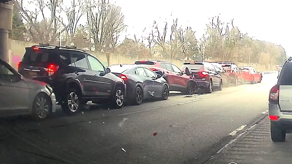 Distracted Driving Consequences - image 3