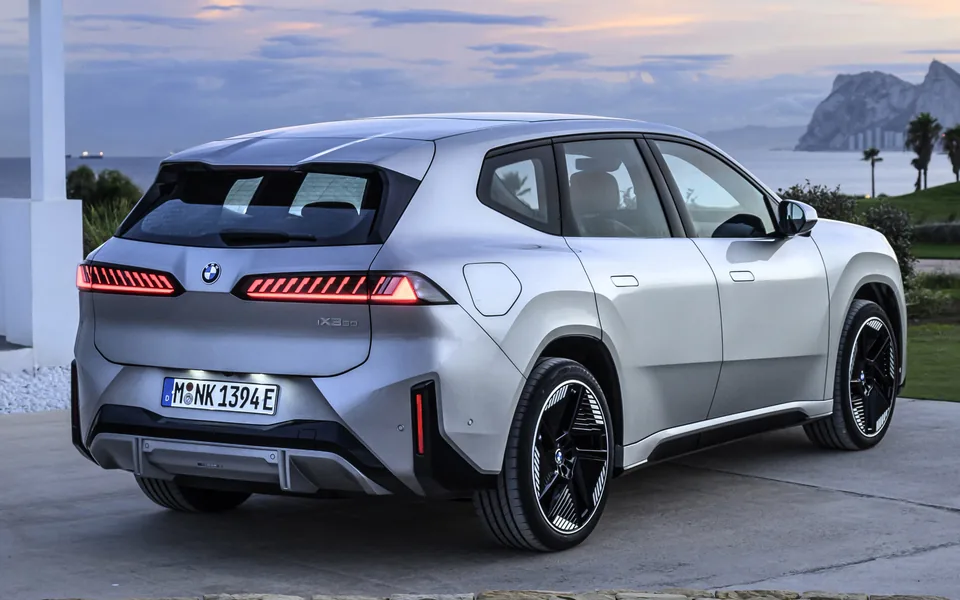 BMW iX3 Has A 360 Camera, But You’ll Pay Monthly To Use It - image 3