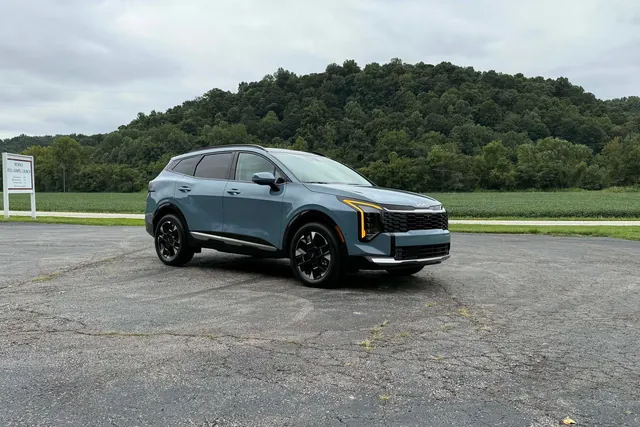 2027 Kia Sportage Hybrid Review