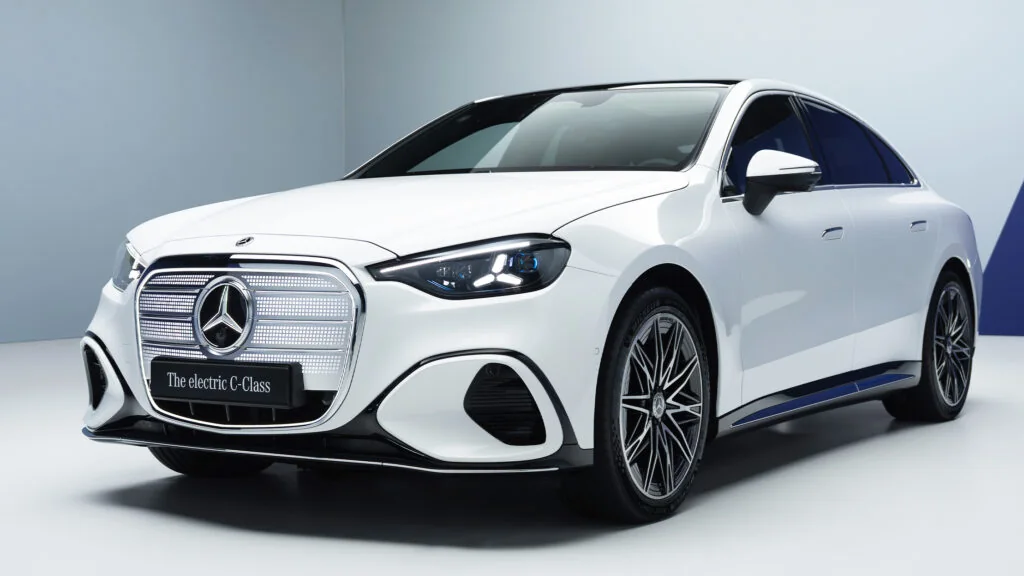 Mercedes' Electric C-Class Is The BMW i3's Neue Nightmare