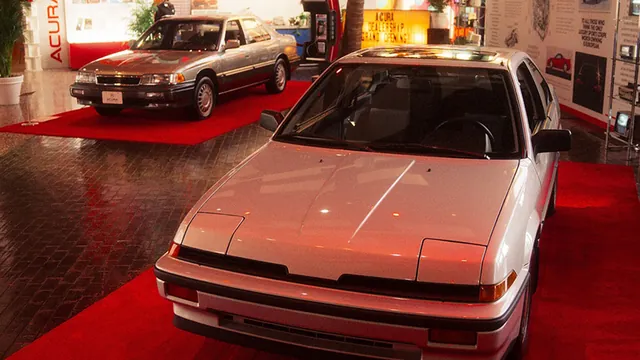Acura's Retro Dealership Revival