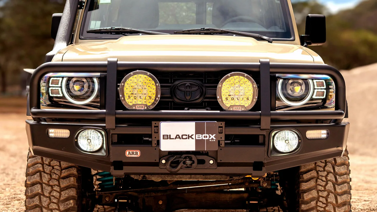 Blackbox Custom 4×4 Gives Classic Land Cruiser a Modern Makeover