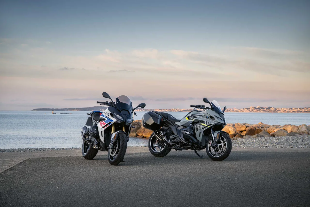 BMW Motorrad Marks 50 Years of RS Excellence in Motorcycling