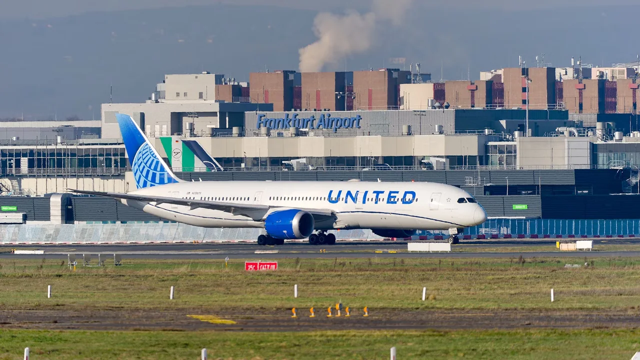 Boeing 787 Grounding Risk Looms As US-China Trade War Escalates