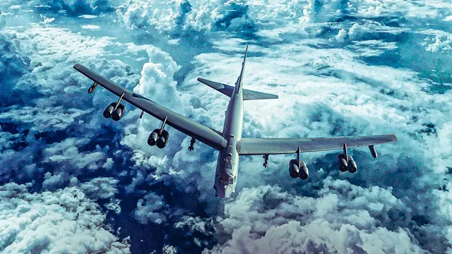 US Air Force Pilots Push Bomber Limits