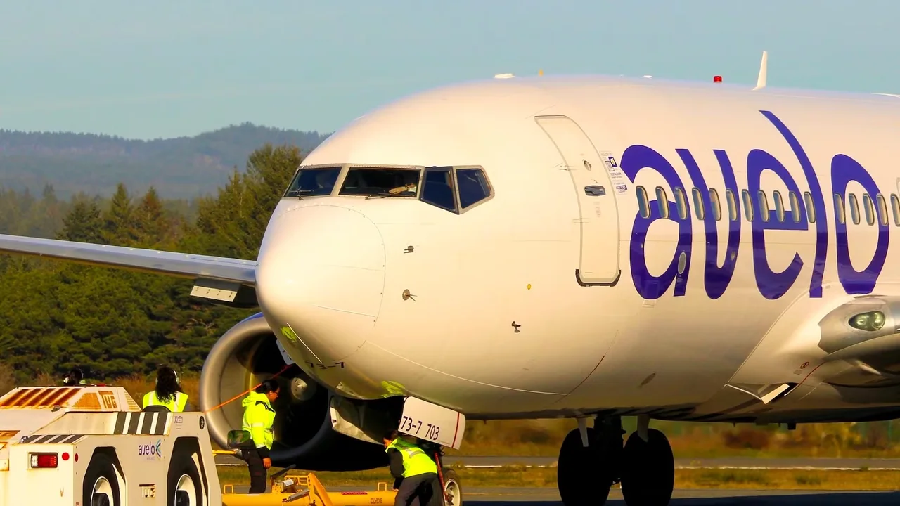 Avelo Airlines Captain Sues for Retaliation After Reporting Safety Concerns