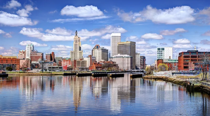 Rhode Island City Pioneers Decarbonization Efforts