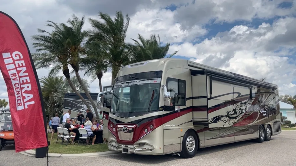 American Coach Hosts Inaugural Roadshow in Florida - image 3
