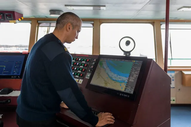 Bridge Teams Struggle with ECDIS Functions