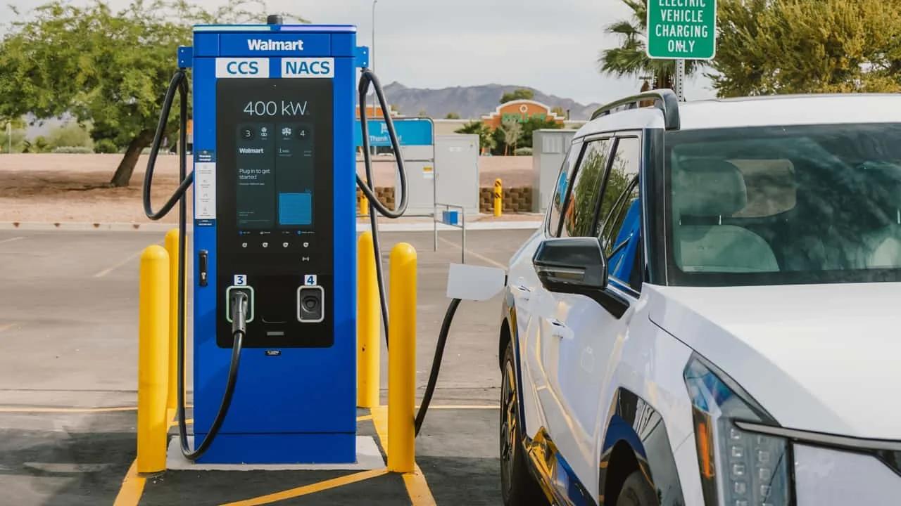 Walmart Rolls Out 400kW DC Fast Charging Stations