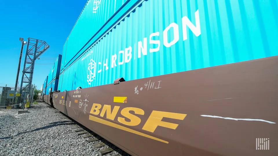 Brokerage Market Sees Glimmer of Hope Amid Tightening Trucking Market - image 2