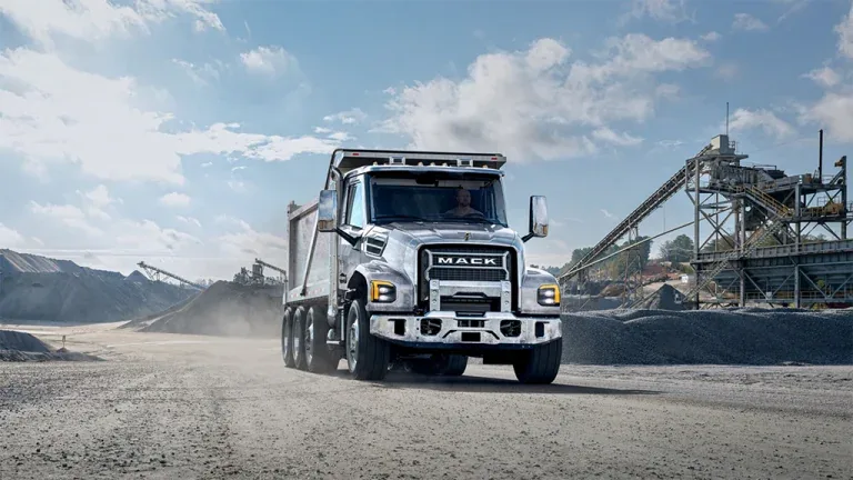 Mack Trucks' Groundbreaking Windshield Solution - image 2