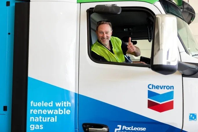 Fleets Diversify Fuel Sources to Mitigate Oil Price Volatility - image 2