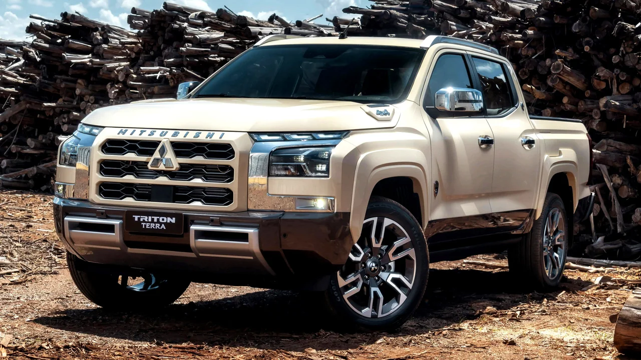 Mitsubishi's Luxury Pickup Truck for Farmers