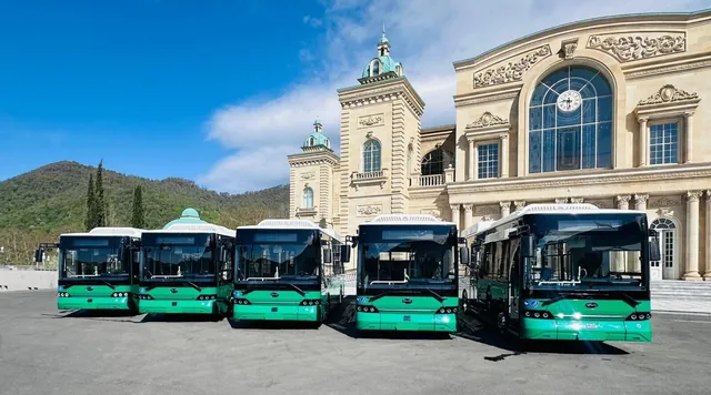 Electric Buses Headed To Ukraine For Humanitarian Relief