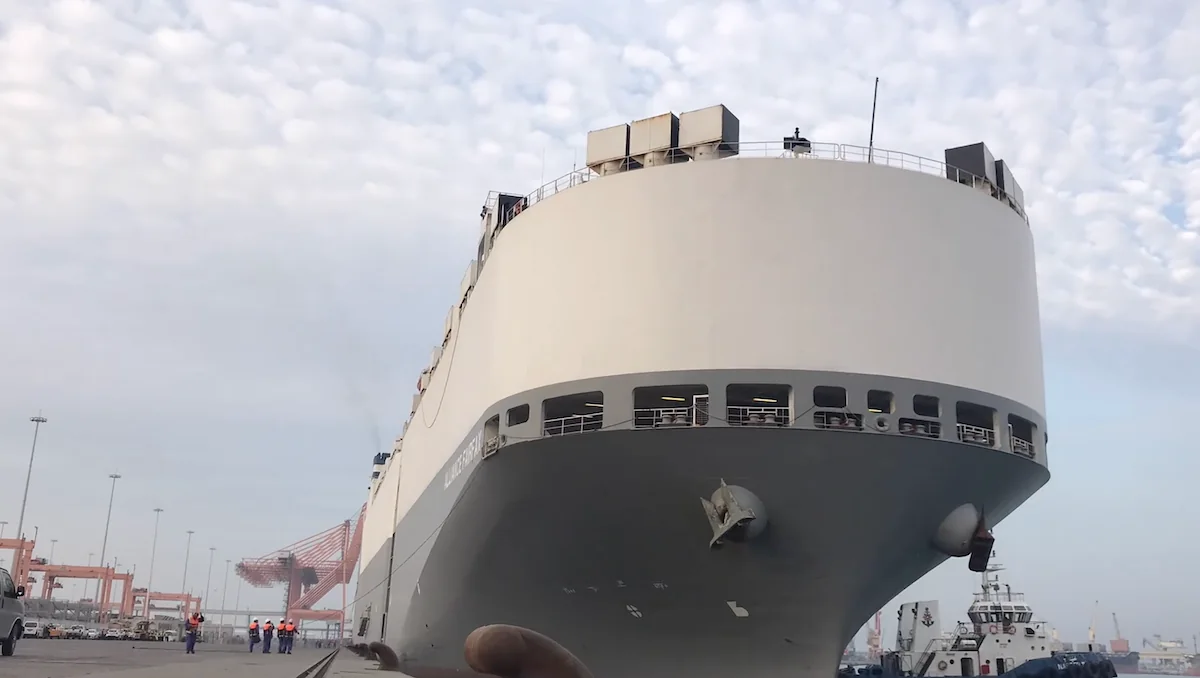 Maersk Breaks Ground in Strait of Hormuz with Historic U.S.-Flag Ship Transit