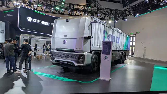 China Speed: Autonomous Logistics Takes Center Stage