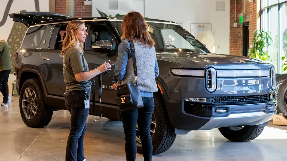 Car Debt Skyrockets to $1.68 Trillion as Affordable Options Disappear - image 2