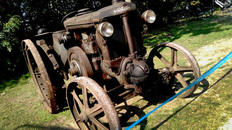 The World's Slowest Sustained Engine RPM: A Look at Italy's Quirky Tractor Innovation - image 2