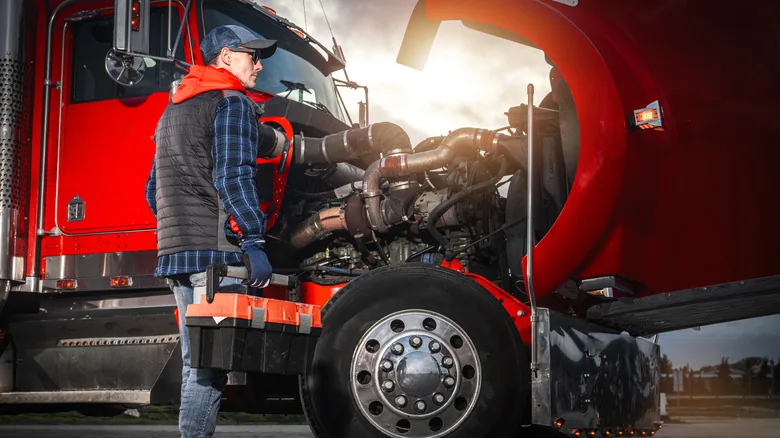 The Unsung Heroes of Semi Trucks: Wet Kits Explained - image 2