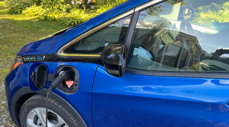 250 EV Chargers Installed In Winnipeg