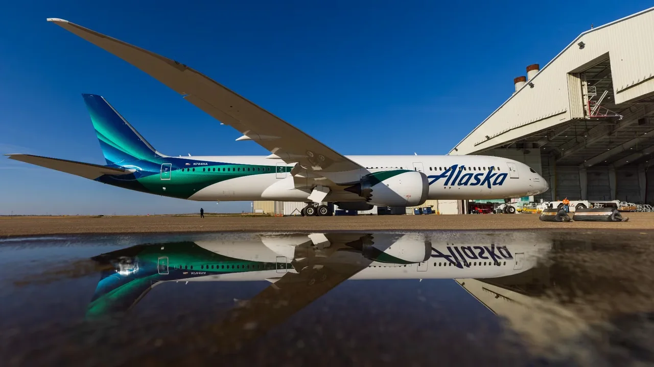 Alaska Airlines Sets New Standard for Long-Haul Flights