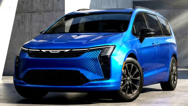 Chrysler Celebrates America's 250th Anniversary with a Canadian Minivan